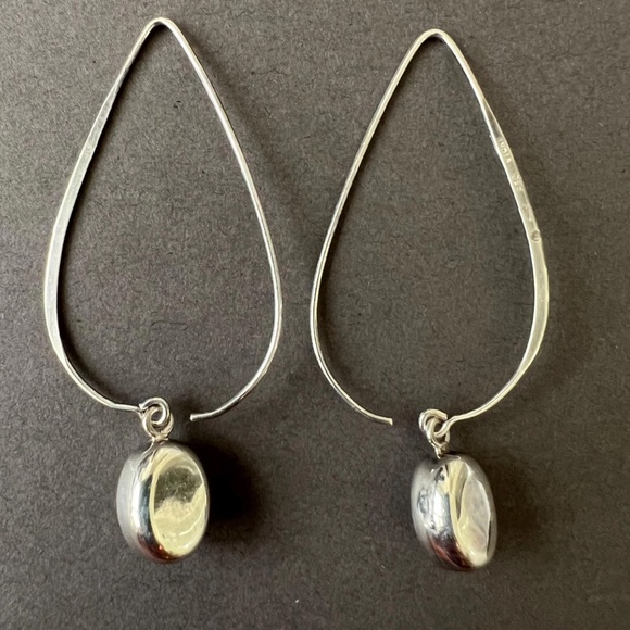Silpada Vintage Sterling Silver Larger Size Drop Silver Bead Threader Earrings - Picture 6 of 9